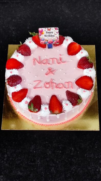 Fresh Strawberry Cake