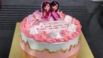 Friendship theme cake