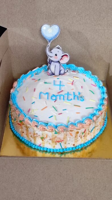 4 months baby cake